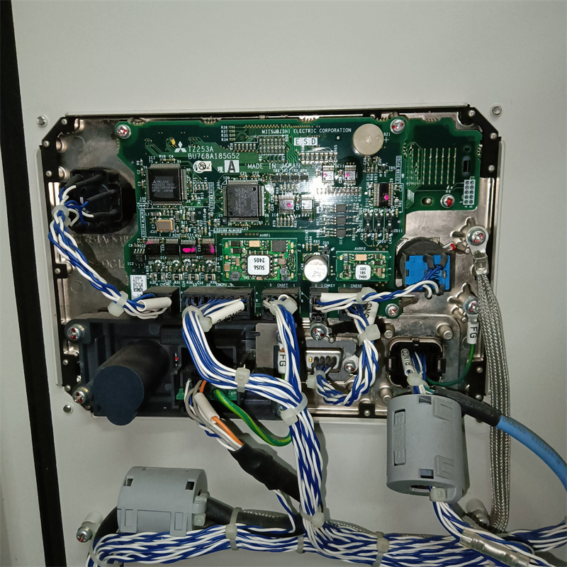 TZ253A-BU768A185G52 Used Mitsubishi Robot部品