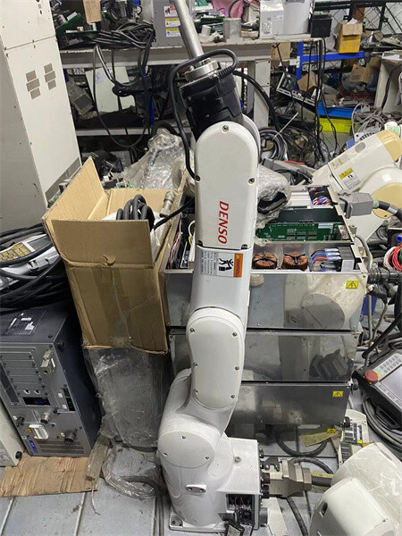 VS-6556M-B Used DENSO Robot
