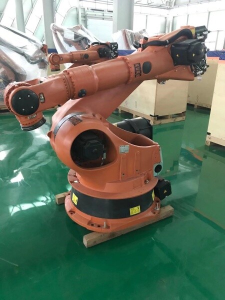 KR240L180 Used KUKA Robot