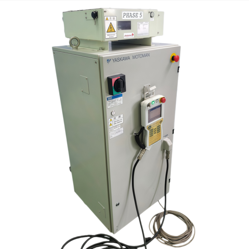 DX100/ES165D Used Yaskawa Spot Welding Robot