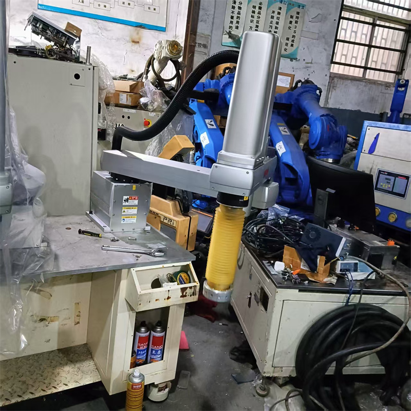 YK1000XG RCX240 Used Yamaha Robot