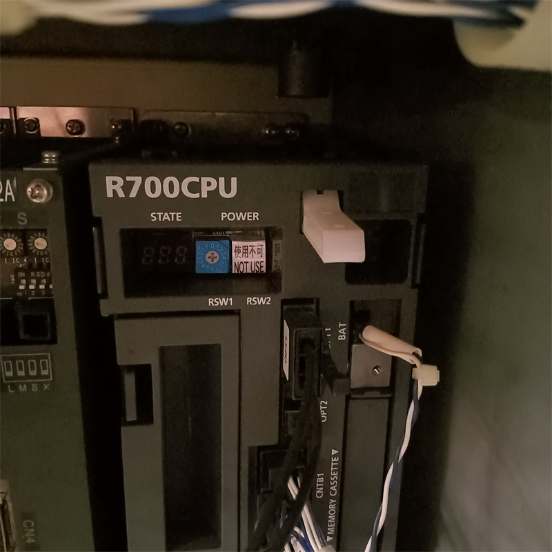 JZRCR-NTU01C-3 中古のロボット部品